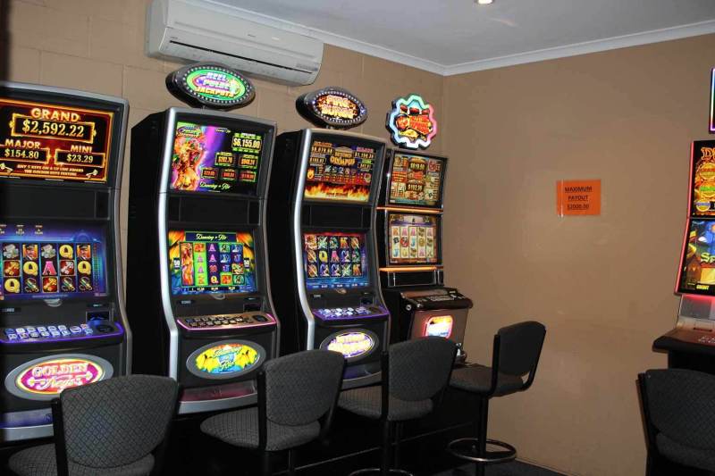 Highway Hotel Gaming Machines