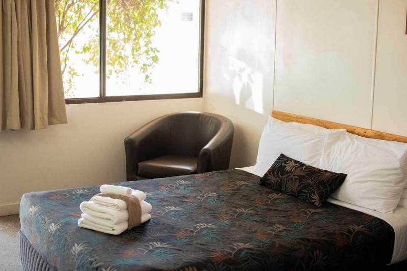Royal Hotel Motel Hughenden Double Room Accommodation