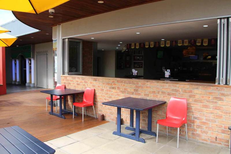 Weeroona Hotel Beer Garden